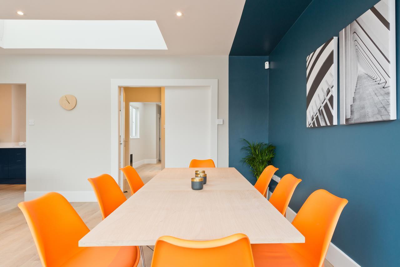 Temple Bar Crown Square Apartments 더블린 외부 사진