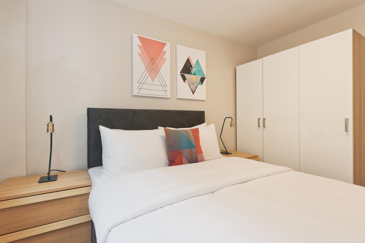 Temple Bar Crown Square Apartments 더블린 외부 사진
